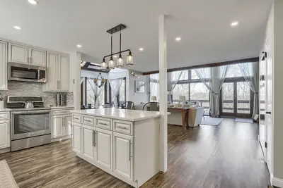 Image de Expanded Townhome on Camelback Mountain With Private Sauna