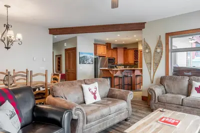 Image de Mountain Time-Spacious, Private Hot Tub, Great View