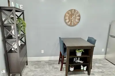 Image de Hidden Gem + King Bed