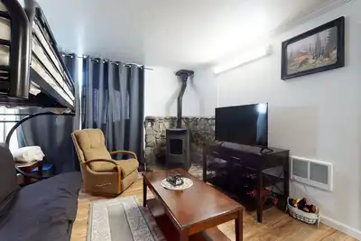 Image de Krystal Villas East 312 Quaint and Cozy, Great Value for your Mammoth Getaway by RedAwning