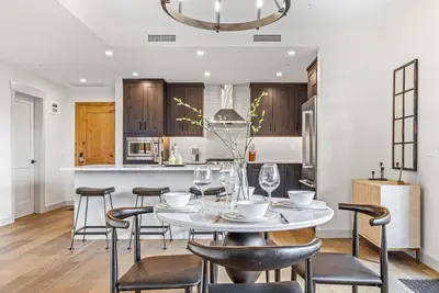 Image de Luxurious Penthouse with Bikes