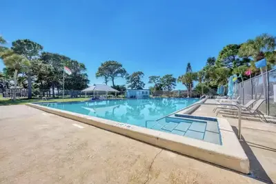 Image de Beautiful Florida Home 3 Miles to Venice Beach