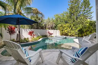 Image de ⚓Ocean Star! 7 Bdrms/ 7. 5 Baths! Beaches 5min> walk! ⚓🐕🏖🌅