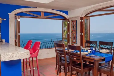 Image de 2-Br Penthouse w/ Incredible Ocean & Garden Views at Luxury Resort