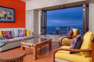 Image de Rent Whole Floor at a Luxury Resort: 4th Floor Suites w/ Amazing Ocean Views