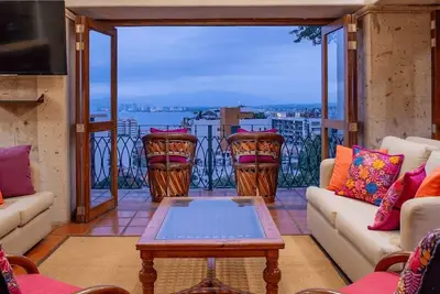 Image de Rent the Entire Floor at Luxury Resort: 5th Floor Suites Spectacular Ocean Views