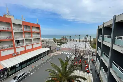 Image de Bel appartement à 50 m de la mer