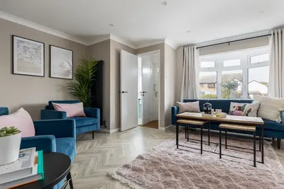 Image de Fully Renovated House With Hot Tub and Sea View