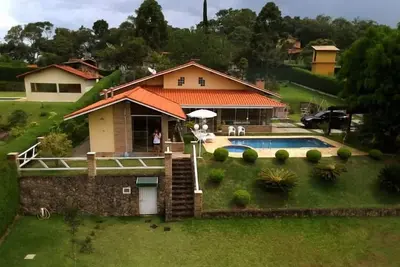 Image de Beautiful Farmhouse In Closed Condominium - Ibiuna Dam - 70km From Sp -10 People