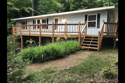 Image de Lakeside Getaway in the Nicolet National Forest on Beautiful Butternut Lake