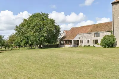 Image de Pet friendly period cottage on a working Dairy Farm