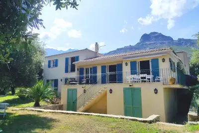 Image de Magnifique Villa entre mer et montagne