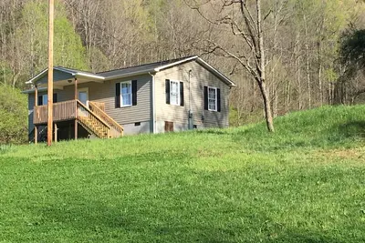 Image de Bear Creek Mountain Retreat Cottage on 107 Acres