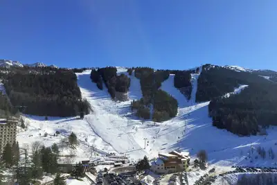 Image de Appartement 3 pièces entièrement rénové  au pied des pistes avec vue panoramique