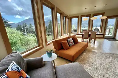 Image de Best Vacation Rental in the Heart of Juneau