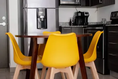 Luxury Condominium (Condo) - Pom House