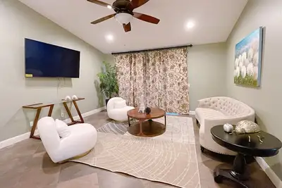Image de Modern 4b2b House - High Speed WiFi- close Chino Hills Downtown