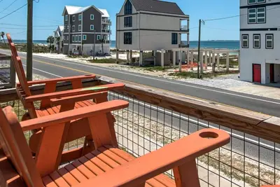 Image de Captain Joe's Seaside Sanctuary