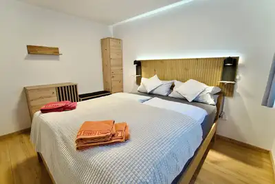 Image de Vacation apartment with terrace, barbecue and garden in Neuhausen