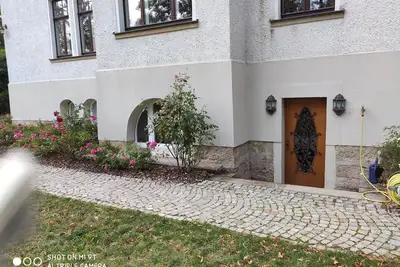Image de Vacation in a quiet villa, large parks nearby, close to the city
