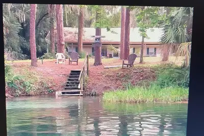 Image de Flip Flop Inn on the Rainbow River 1\/4 mile down from head waters