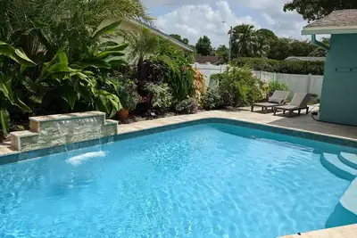 Image de Pretty Pool house in Plantation
