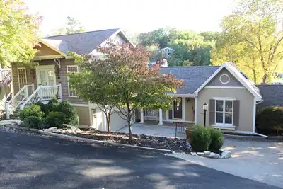 Image de New! Incredible House in TanTarA Estates - Sleeps 10+4