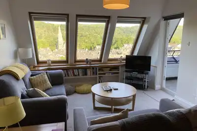 Image de Ambleview - fell views with balcony and private parking in central Ambleside.