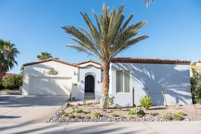 Image de Beautiful & Modern villa with fireplace! v71