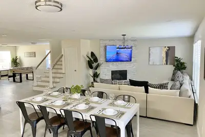 Image de ☆New☆Modern Luxury Dallas Getaway 5br/2. 5ba 3000sf