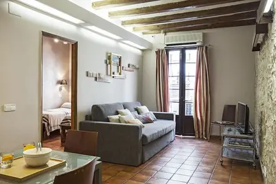 Image de Appartement spacieux 4-6 personnes à quelques minutes de Ramblas avec parking