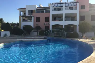Image de 2 Bedroom Ground Floor Apartment Close to Shops, Restaurants, Old Town and beach