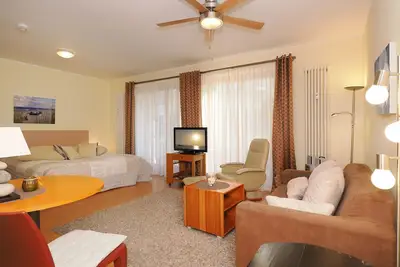 Image de 1-room apartment with terrace