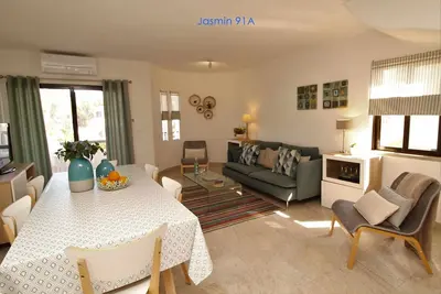 Image de 2 Bedroom Duplex Apartment with Swimming pool at São Rafael Beach - Albufeira