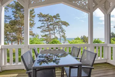 Image de Apartment with sea view, 1 bedroom and balcony