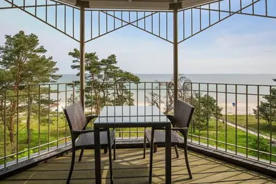 Image de Apartment with sea view, 2 bedrooms and balcony