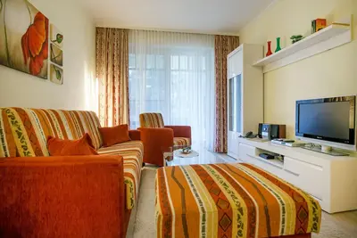 Image de Komfortplus Ferienwohnung mit 1 Schlafzimmer und Terrasse im Erdgeschoss