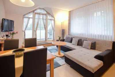 Image de Komfort Ferienwohnung mit 1 Schlafzimmer und Balkon im Dachgeschoss