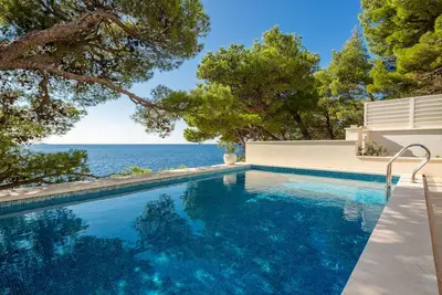 Image de Beachfront Villa Allegria with Pool