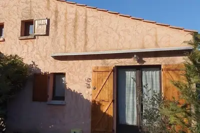 Image de Maison dans résidence fermée avec piscine