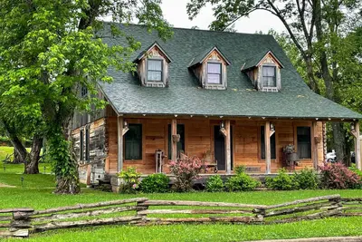 Image de Quiet Hollister Cabin: Walk to Lake Taneycomo