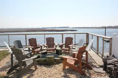 Image de Spectacular Bay Front Home Phenomenal Views-Hot Tub, Water Trampoline, Water Toys