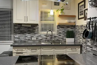 Image de Lovely 1 bedroom condo, King bed, walking distance to the beach, family friendly
