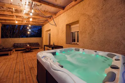 Image de maison de campagne proche de Nancy avec jacuzzi