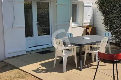 Image de Charmante maison avec piscine & accès plage, 500m de la mer, La Tranche-sur-Mer, 4 pers.