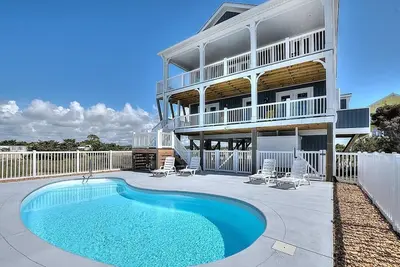 Image de Beautiful Home-Ocean & Waterway Views All Around, Pool, Elevator, Dogs-Sleeps12