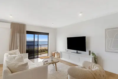 Image de Pacific Breeze 3 - Absolute Beachfront Luxury - All Linen Provided - Min. 2 night stays!