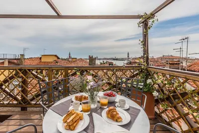 Image de Via Garibaldi Fabulous Apartment with Stunning Altana