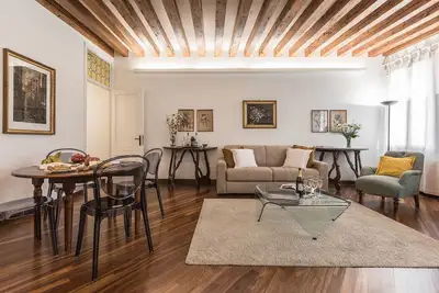 Image de Classy Apartment with Roof Terrace steps from Rialto
