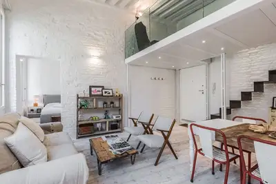 Image de Stylish Apartment with Industrial-Vintage Furniture